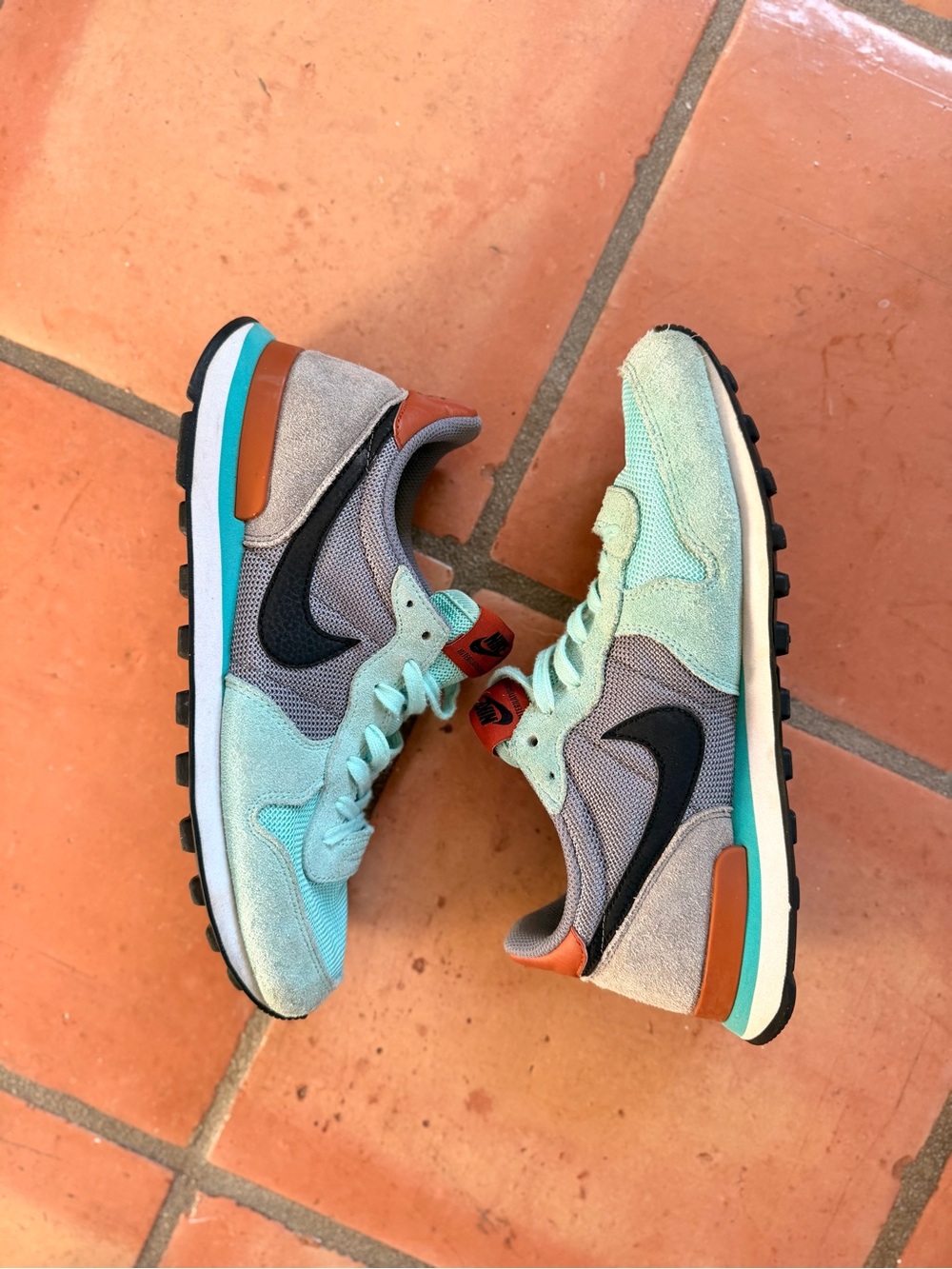 Nike Internationalist Mint Green and Gray Retro Sneakers
